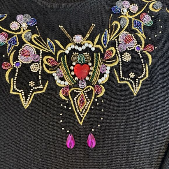Victoria Jones Embroider Floral Sweater Red Heart Beads Black Size Large - Picture 3 of 9